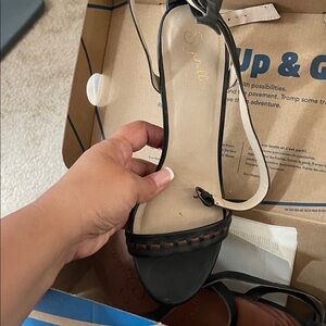 Seychelles Black and Brown Sandals